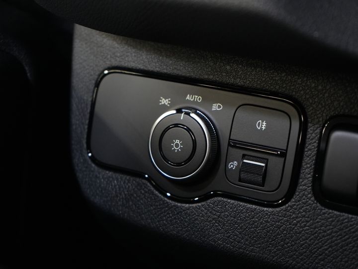 MAN TGE Van (SPRINTER) Aut. L2H2 BPM FREE/ LED/ Încălzire stand/ Încălzire scaune/ Carplay/ Cruise/ Cameră