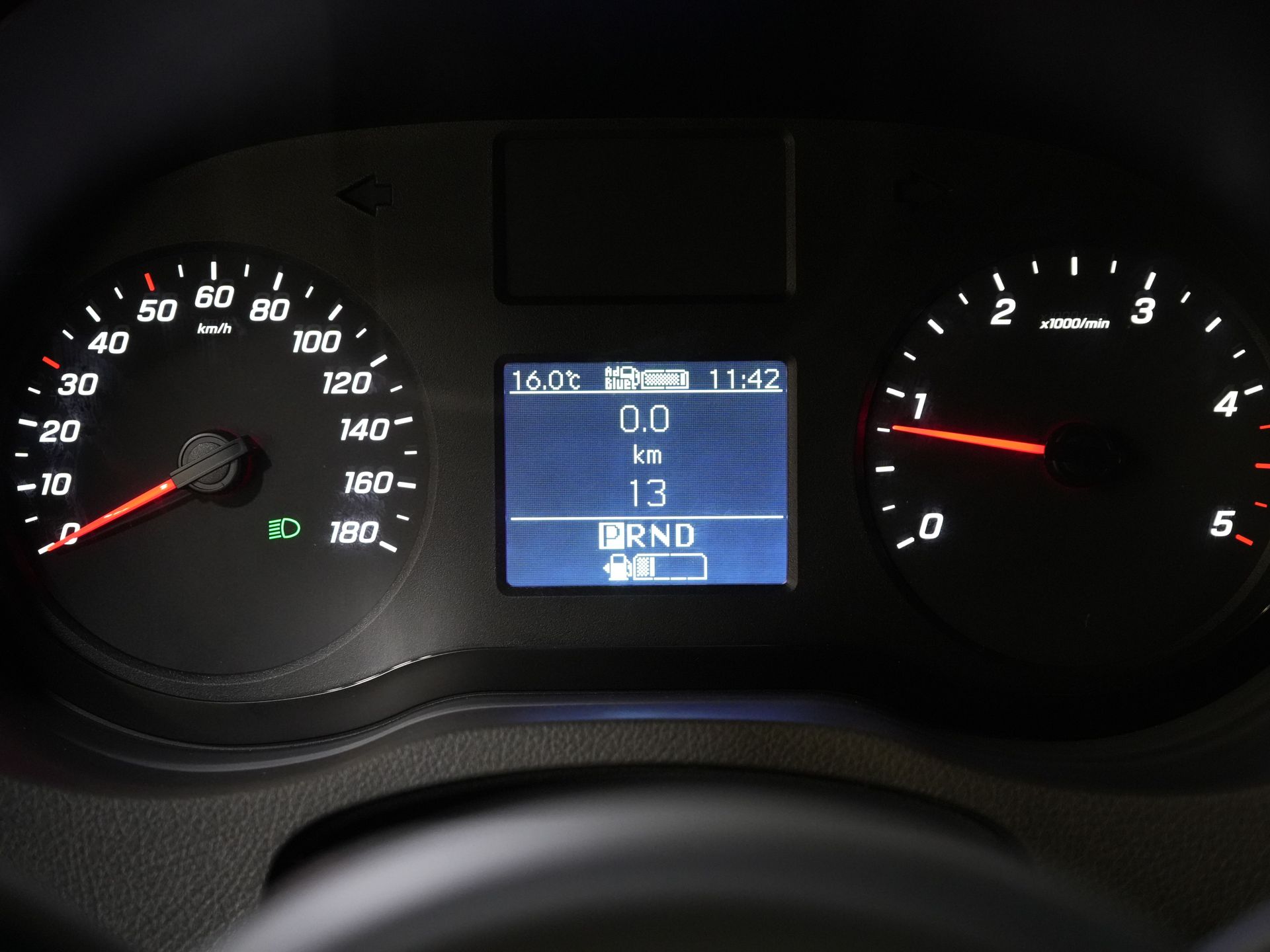 MAN TGE Van (SPRINTER) Aut. L2H2 BPM FREE/ LED/ Încălzire stand/ Încălzire scaune/ Carplay/ Cruise/ Cameră