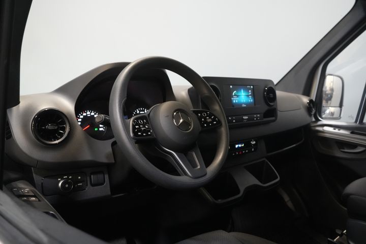 Volkswagen Crafter Van (MB Sprinter 211) авт. L2H2 BPM FREE/ LED/ Підігрів підставки/ Підігрів сидінь/ Carplay/ Круїз/ Камера