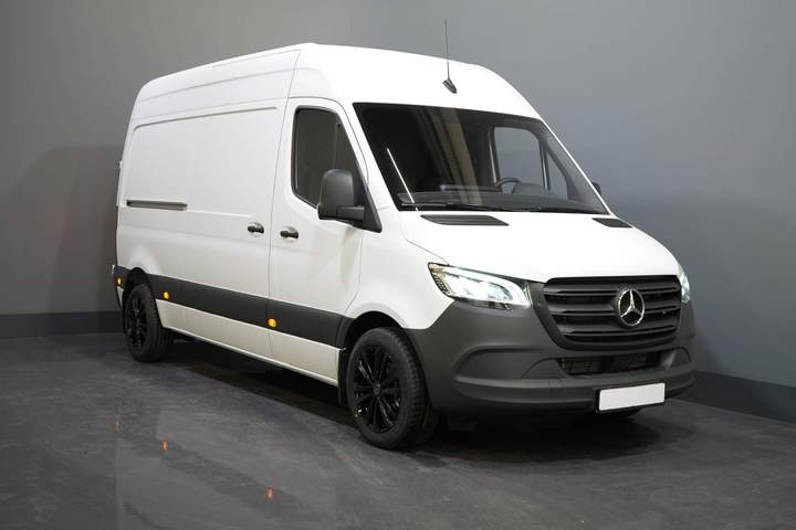 MAN TGE фургон (SPRINTER) авт. L2H2 BPM FREE/ LED/ Підігрів підставки/ Підігрів сидінь/ Carplay/ Круїз/ Камера