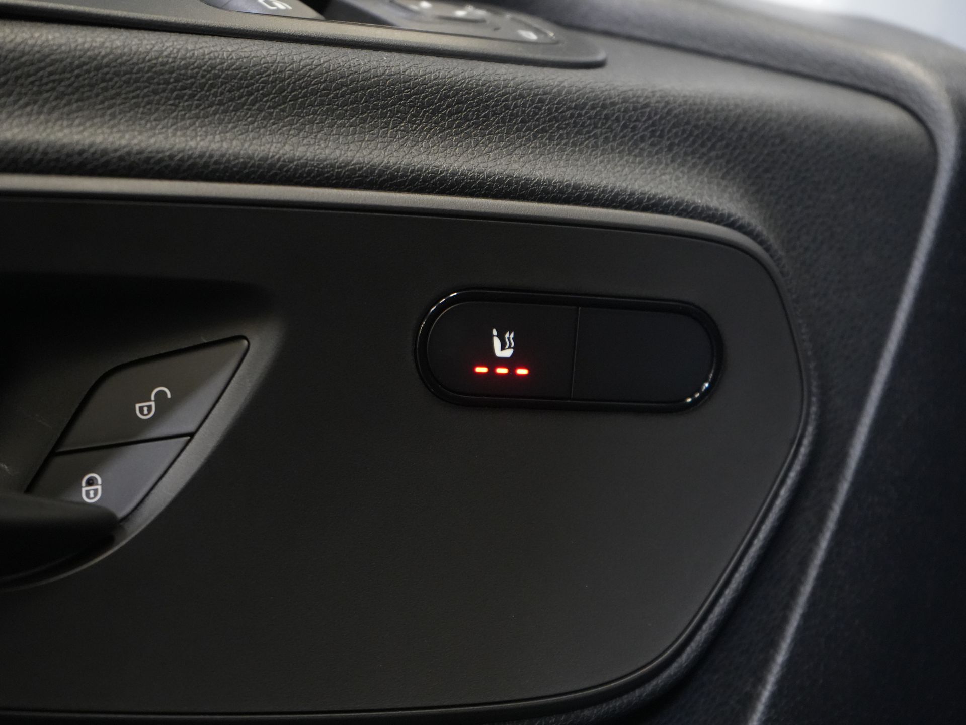 Volkswagen Crafter Van (MB Sprinter 211) Aut. L2H2 BPM FREE/ LED/ Calefacción de pie/ Calefacción de asiento/ Carplay/ Cruise/ Cámara