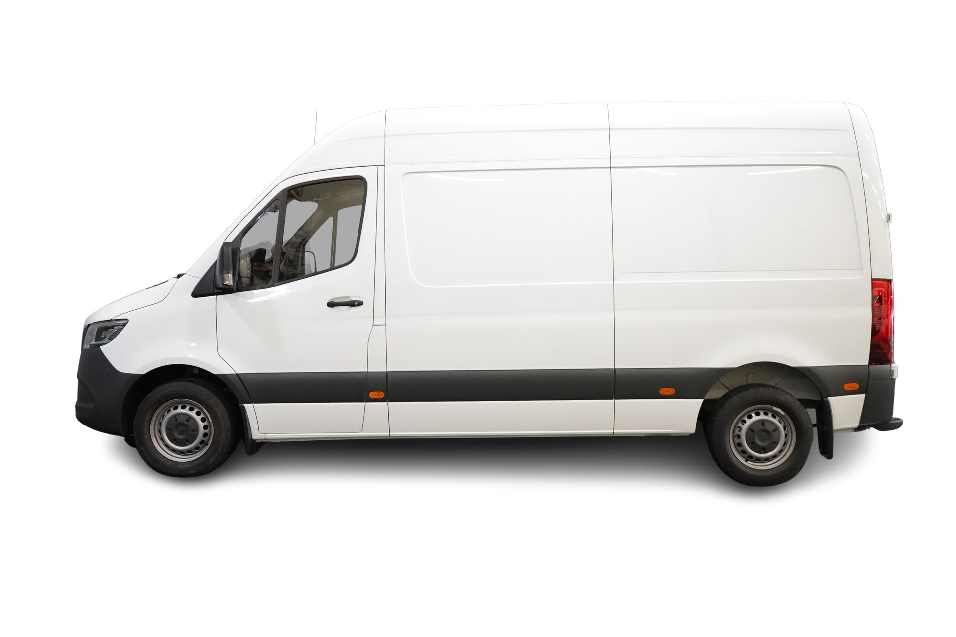 Volkswagen Crafter Van (MB Sprinter 211) авт. L2H2 BPM FREE/ LED/ Підігрів підставки/ Підігрів сидінь/ Carplay/ Круїз/ Камера
