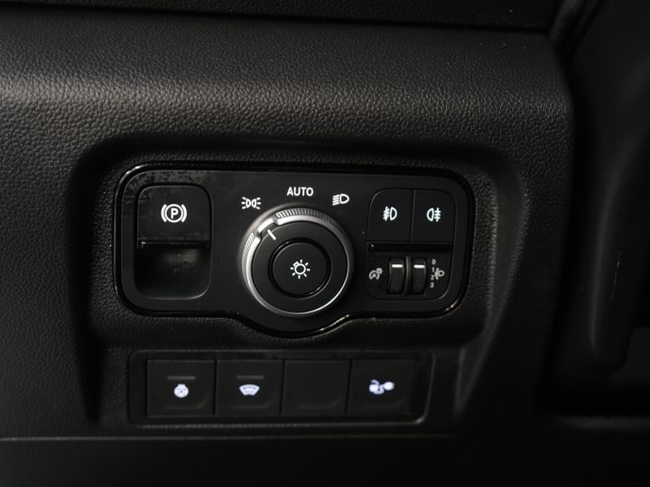 Mercedes-Benz eCitan Van Pro 51 kWh 280 km WLTP Faelift/ Încălzire pe stativ/ Scaune noi/ Direcție nouă/ Carplay/ Navi/ Cameră/ PDC/ Climă/ Cruise