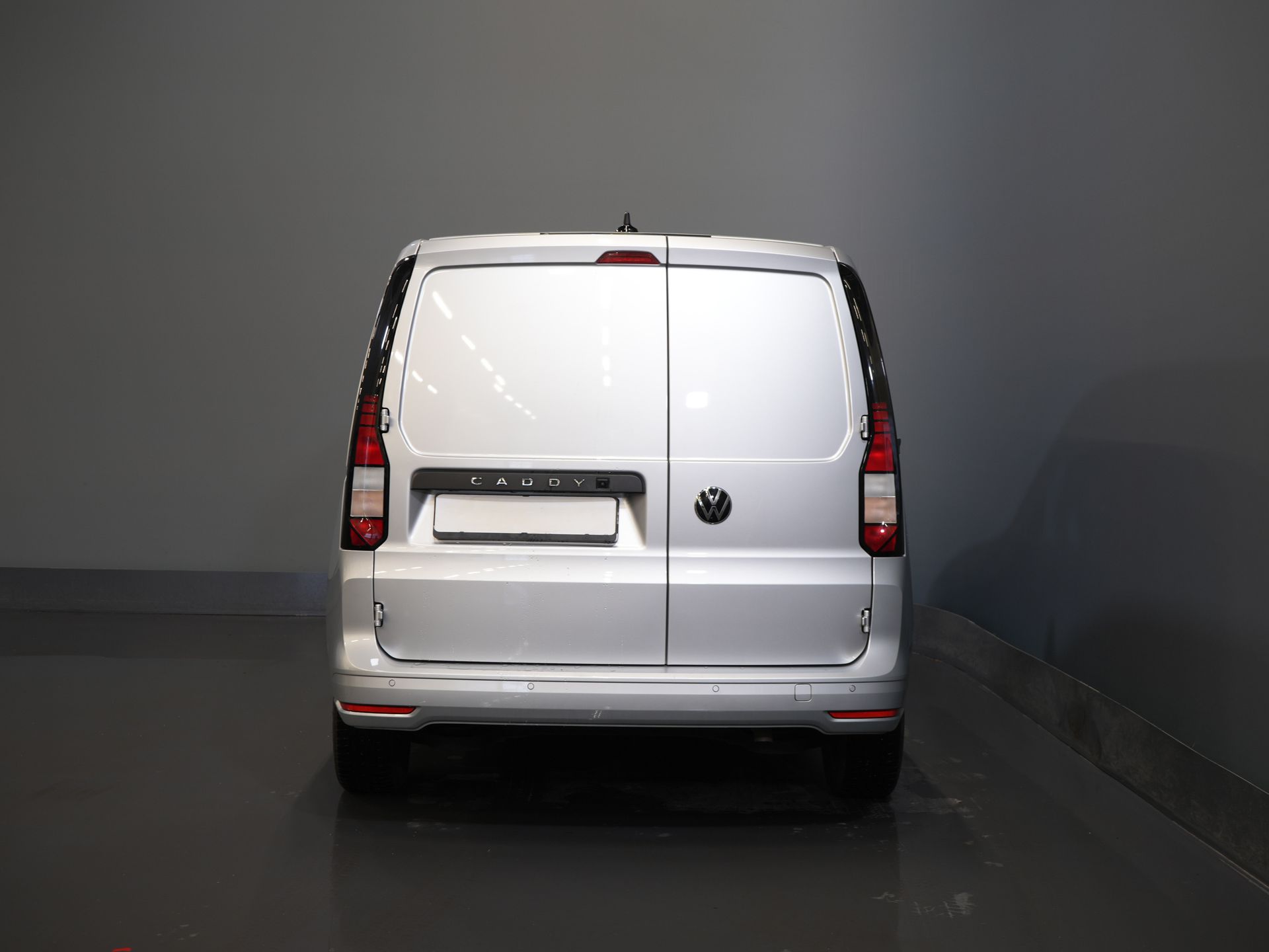 Volkswagen Caddy Cargo Bestelbus 2.0 TDI 125 pk DSG Aut. Virtual Cockpit/ Carplay/ Standkachel/ Stoelverw./ Cruise/ Camera/ PDC