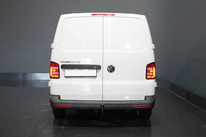 Volkswagen Transporter Van 2.0 TDI 150 к.с. DSG Aut (Demo) BPM БЕЗКОШТОВНО! 2.5т Фаркоп / Кондиціонер / Двері