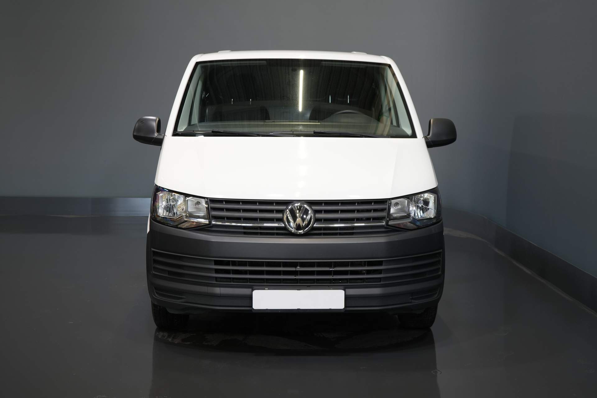 Volkswagen Transporter Van 2.0 TDI 150 к.с. DSG Aut (Demo) BPM БЕЗКОШТОВНО! 2.5т Фаркоп / Кондиціонер / Двері