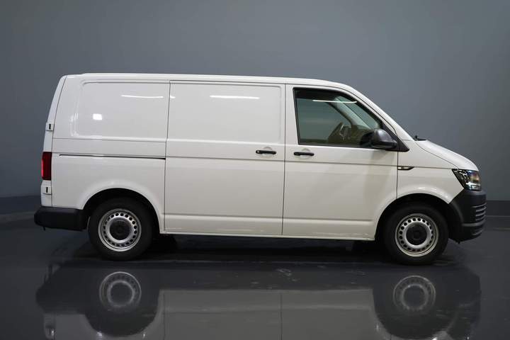 Volkswagen Transporter Van 2.0 TDI 150 к.с. DSG Aut (Demo) BPM БЕЗКОШТОВНО! 2.5т Фаркоп / Кондиціонер / Двері