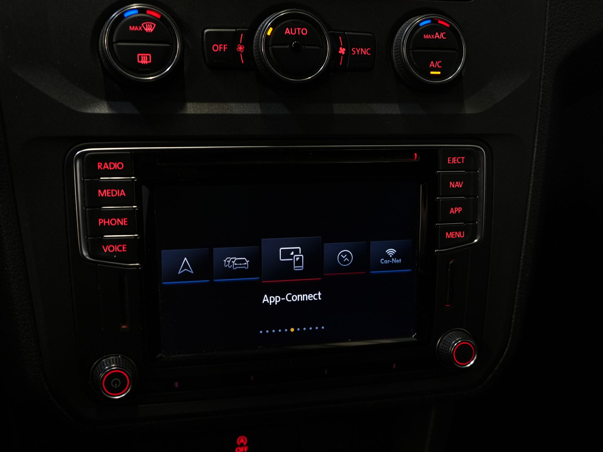 Volkswagen Caddy Фургон 2.0 TDI 100 к.с. C-Edition DSG Aut. Без ПДВ! Біксенон/ Адаптивний круїз-контроль/ Шкіра/ Клімат-контроль/ Carplay/ Підігрів сидінь/ Рейлінги на даху/ Бічні підніжки/ 