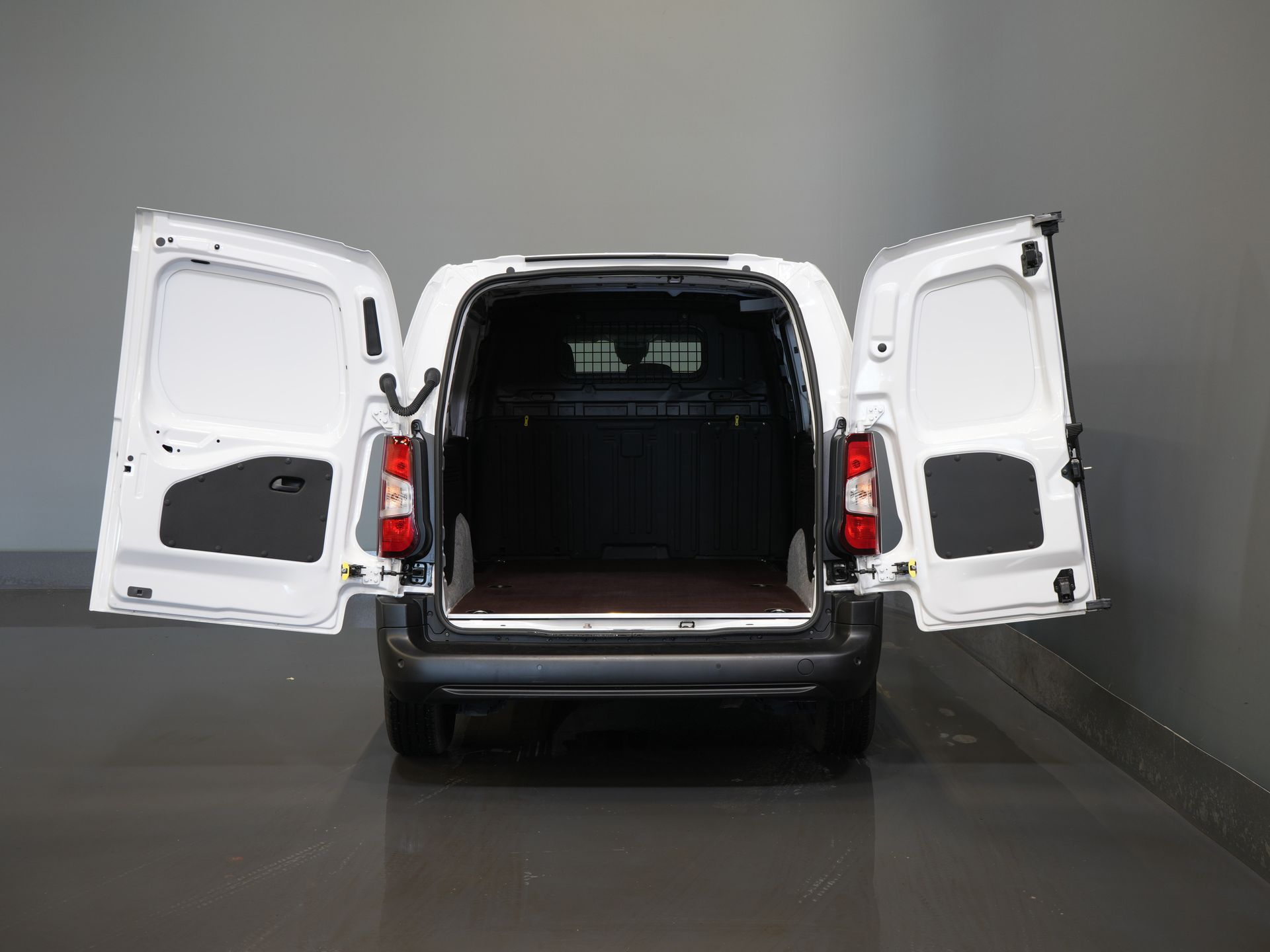 Citroën Berlingo Van 1.5 HDi 100 KM L2 Carplay/ Seatverw./ 3Pers./ Virtual Cockpit/ Climate/ Keyless/ Navi/ Camera/ Cruise/ PDC