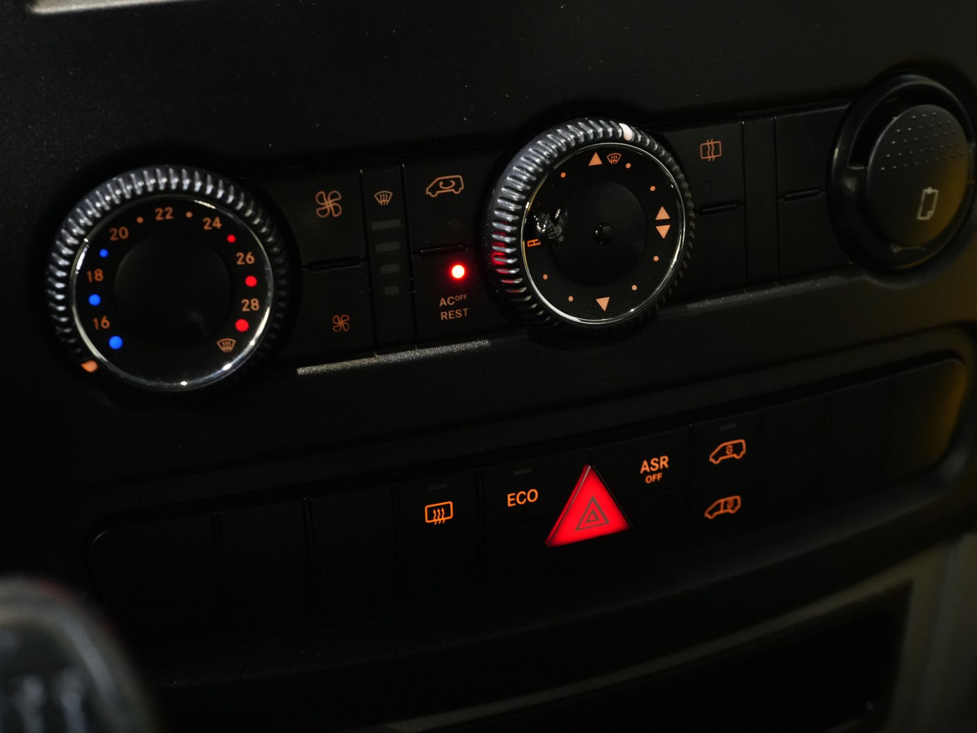 Mercedes-Benz Sprinter Passenger Transport 313 2.2 CDI L3H2 €10,890 incl VAT (BPM FREE) EXPORT Combi/ 9 Person/ Kombi/ 9P/ Rearbar/ Sidebars/ Airco/ Wheelchair lift