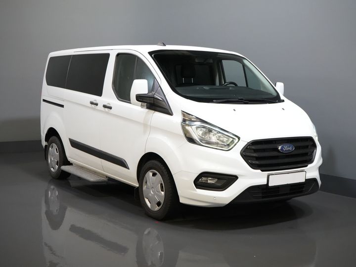 Ford Transit Custom Passenger Tourneo 2.0 TDCI 33 207 € z VAT/BPM Trend Combi/ Kombi/ 9 osób/ 9 P/ Cruise/ PDC/ Airco