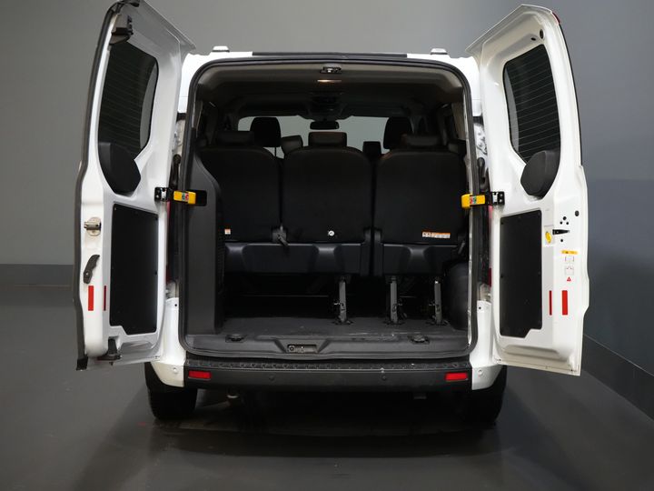Ford Transit Custom Passenger Tourneo 2.0 TDCI € 33.207 inkl. MwSt./BPM Trend Combi/ Kombi/ 9 Personen/ 9 P/ Cruise/ PDC/ Airco
