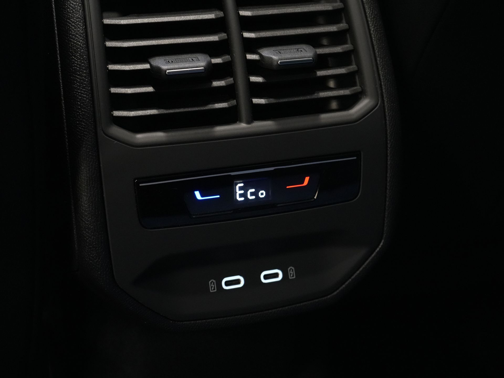 CUPRA Formentor SUV CUPRA Formentor 1.4 e-Hybrid 245 pk VZ Performance Edition Pano/ Leder/ Elek.Klep/ Mem.Stoel/ Matrix/ Adapt. Cruise/ Carplay/ Ca