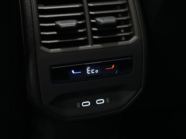 CUPRA Formentor SUV CUPRA Formentor 1.4 e-Hybrid 245 pk VZ Performance Edition Pano/ Leder/ Elek.Klep/ Mem.Stoel/ Matrix/ Adapt. Cruise/ Carplay/ Ca