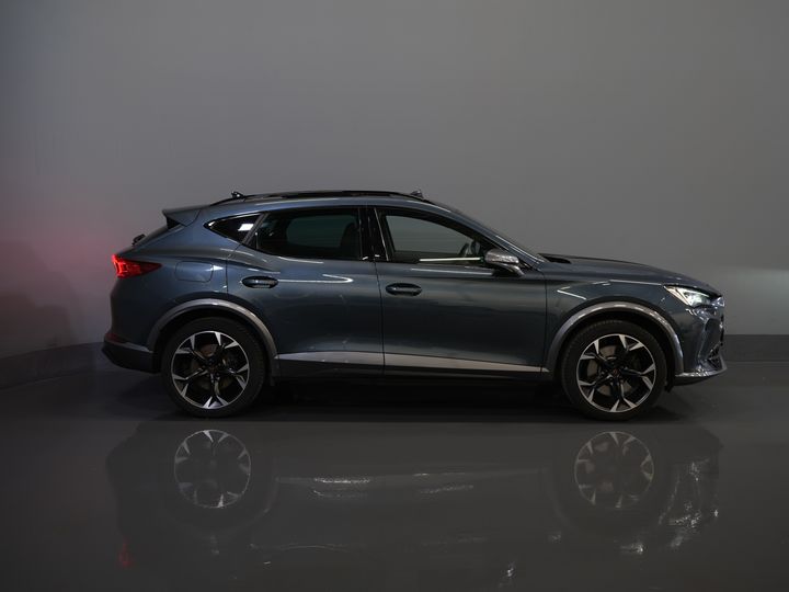 CUPRA Formentor SUV CUPRA Formentor 1.4 e-Hybrid 245 pk VZ Performance Edition Pano/ Leder/ Elek.Klep/ Mem.Stoel/ Matrix/ Adapt. Cruise/ Carplay/ Ca