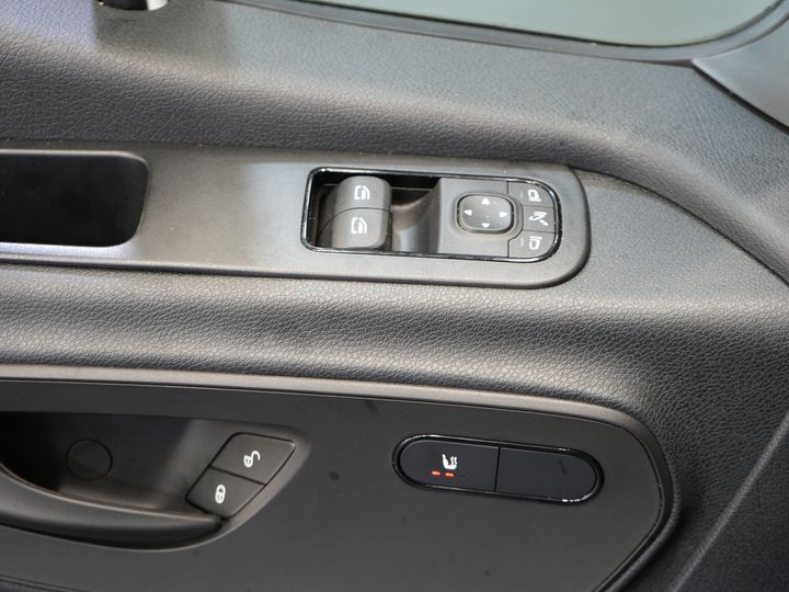 Mercedes-Benz Sprinter Van 317 CDI Aut. L2H2 BPM GRATIS! 3,5t Barra di traino/ LED/ Sedile imbottito/ 270Gr.Porte/ Riscaldamento sedili/ Navi/ Telecamera/ PDC/ Crociera