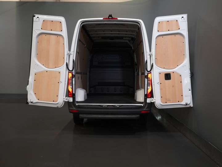 Mercedes-Benz Sprinter Van 317 CDI Aut. L2H2 BPM GRATIS! 3,5t Barra di traino/ LED/ Sedile imbottito/ 270Gr.Porte/ Riscaldamento sedili/ Navi/ Telecamera/ PDC/ Crociera