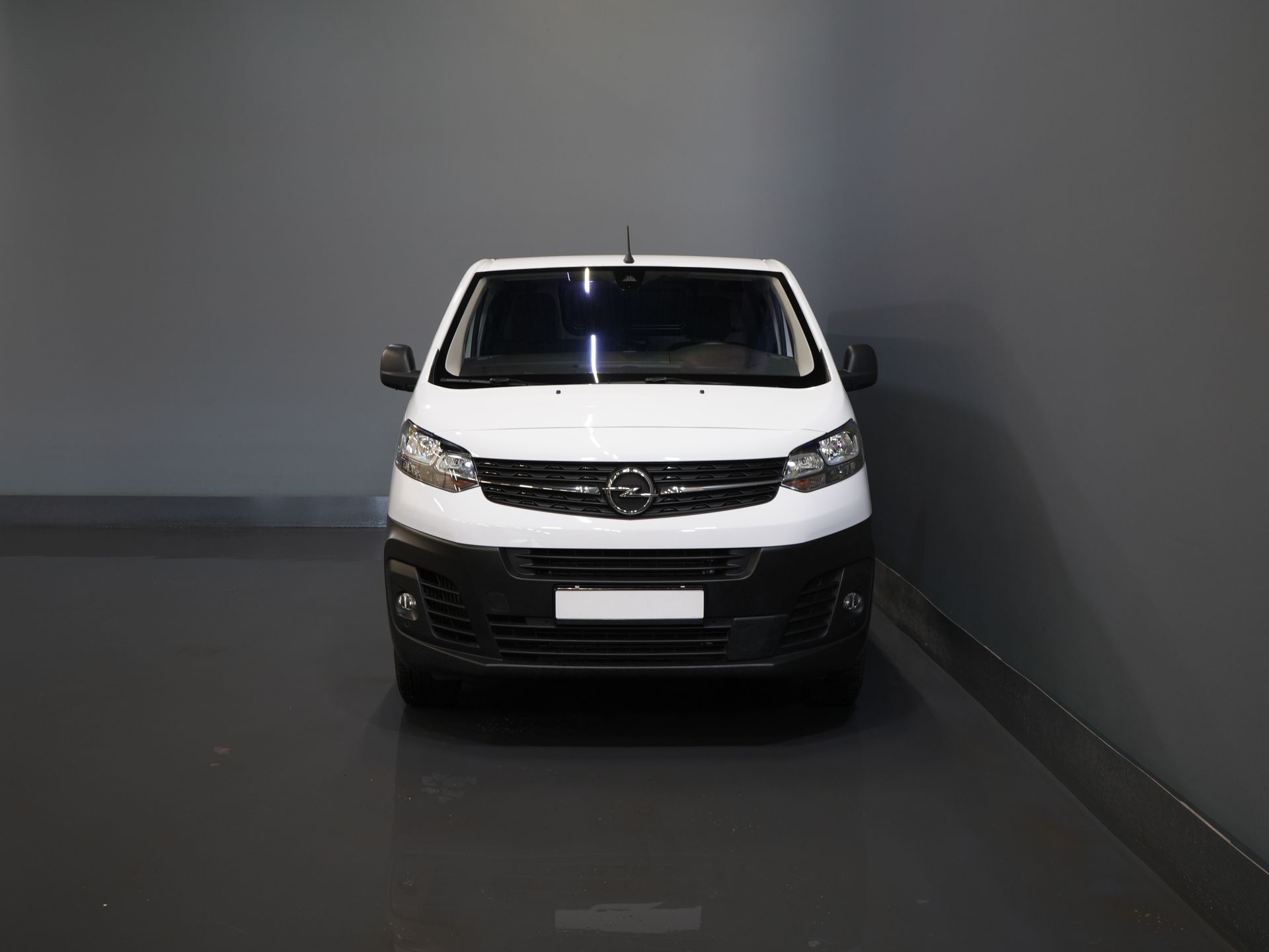 Opel Vivaro Bestelbus 2.0 CDTI 145 pk L3 Adapt.Cruise/ 2.5t Trekverm./ Carplay/ Keyless/ Climate/ Camera/ PDC