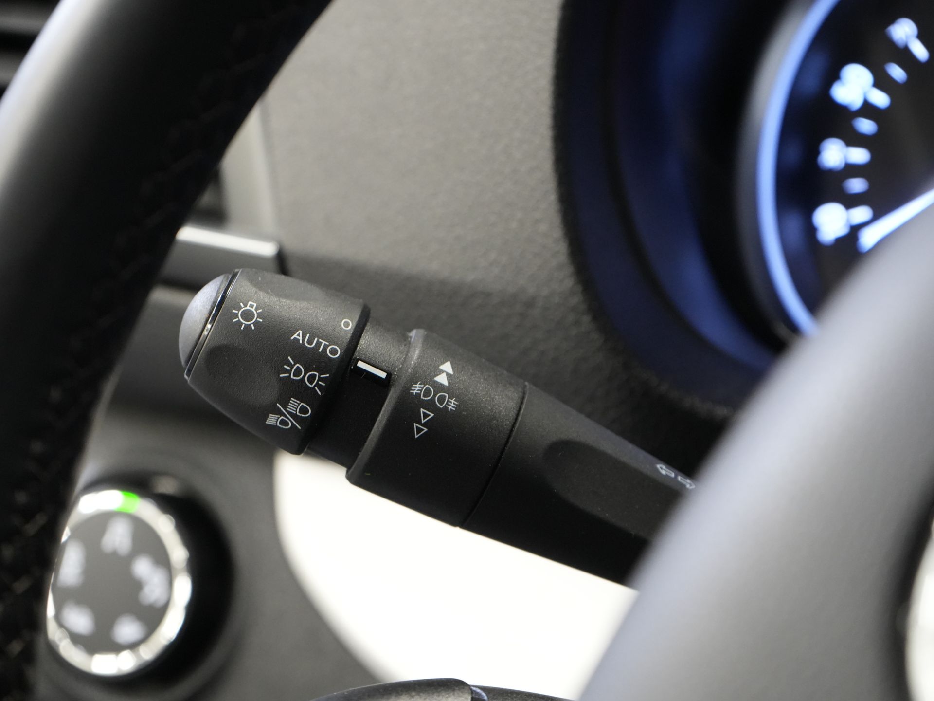 Opel Vivaro Bestelbus 2.0 CDTI 145 pk L3 Adapt.Cruise/ 2.5t Trekverm./ Carplay/ Keyless/ Climate/ Camera/ PDC
