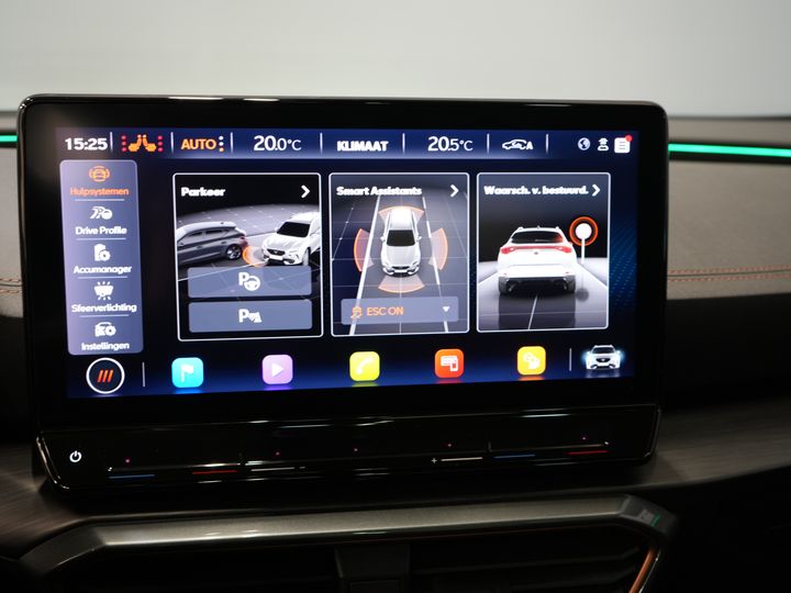 CUPRA Formentor SUV 1.4 e-Hybrid 245 hp VZ Performance Edition Panoramic roof/ Electric tow bar/ Electric tailgate/ Memory seats/ Matrix headlights/ Adaptive cruise control/ CarPlay/ Camera/ St