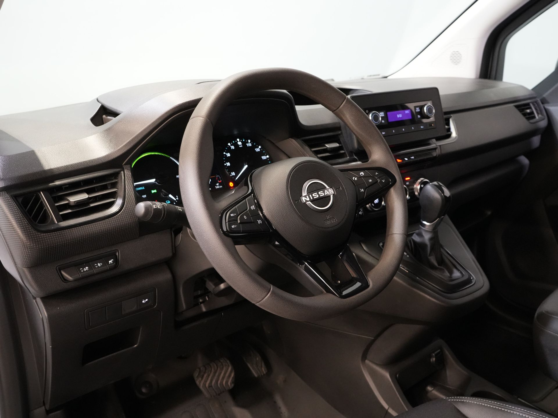 Nissan Townstar Van Acenta 45 kWh 285 km WLTP Încărcător rapid/ Climă/ DAB/ PDC/ Cruise