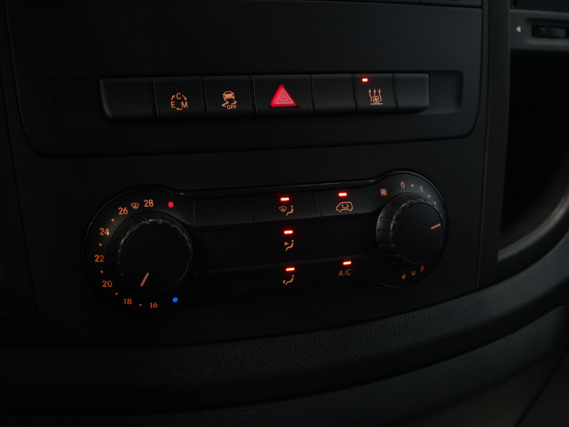 Mercedes-Benz Vito Van 114 CDI Aut. L3 343 XL EURO6 BPM FREI! Standheizung/ Sitzheizung/ Cruise/ Kamera/ Klimaanlage