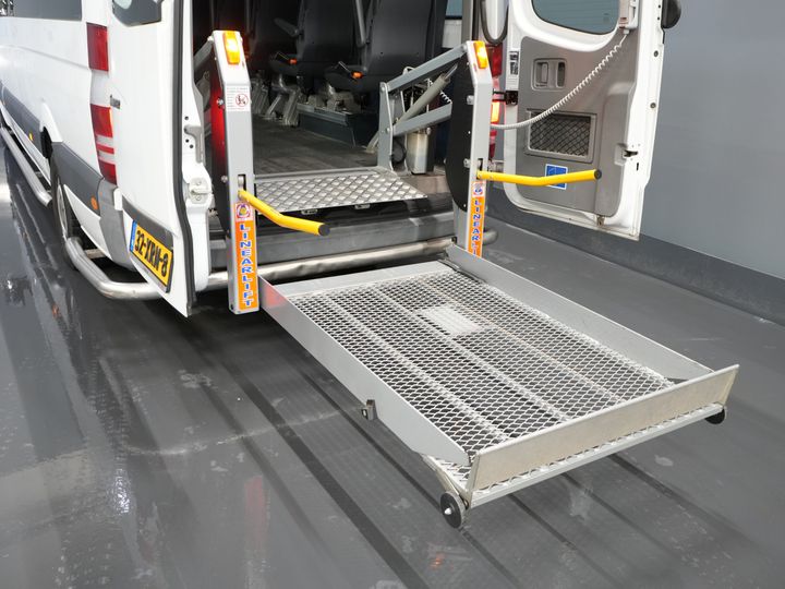 Mercedes-Benz Sprinter Personentransporter 313 2.2 CDI Aut. L3H2 €10,890,- inkl. MwSt. (BPM FREE) EXPORT Combi/ 9 Personen/ Kombi/ 9P/ Heckbügel/ Seitenbügel/ Airco/ Rollstuhllift
