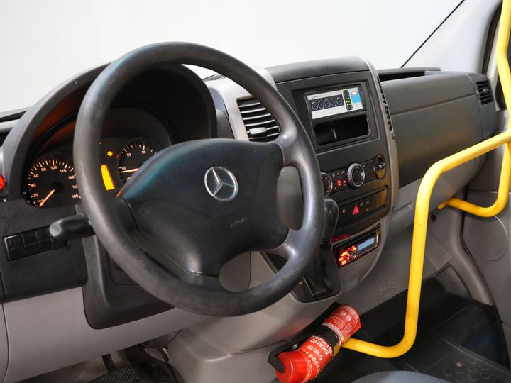 Mercedes-Benz Sprinter Personentransporter 313 2.2 CDI Aut. L3H2 €10,890,- inkl. MwSt. (BPM FREE) EXPORT Combi/ 9 Personen/ Kombi/ 9P/ Heckbügel/ Seitenbügel/ Airco/ Rollstuhllift
