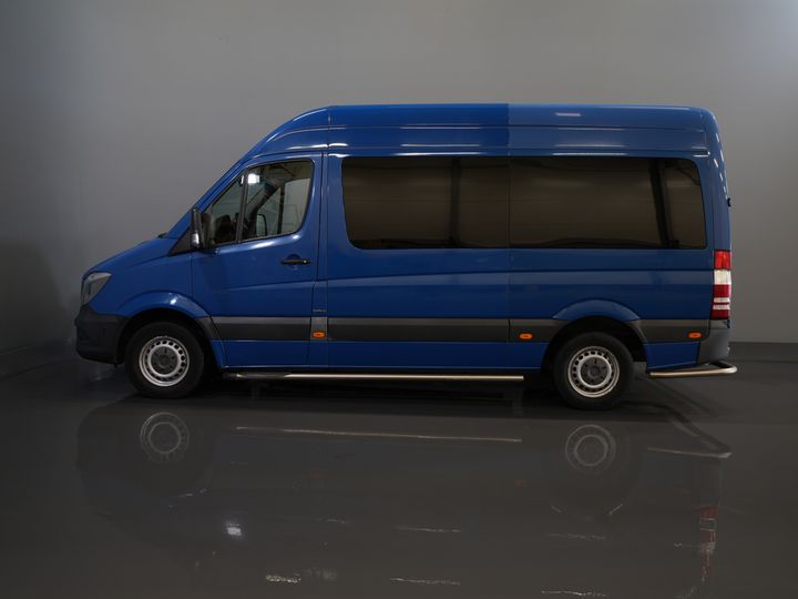 Mercedes-Benz Sprinter Пасажирський транспорт 213 2.2 CDI Авт. L2H2 €13 915,- Вкл. ПДВ (BPM FREE) ЕКСПОРТ Комбі/ 9 осіб/ Kombi/ 9P/ Airco/ PDC