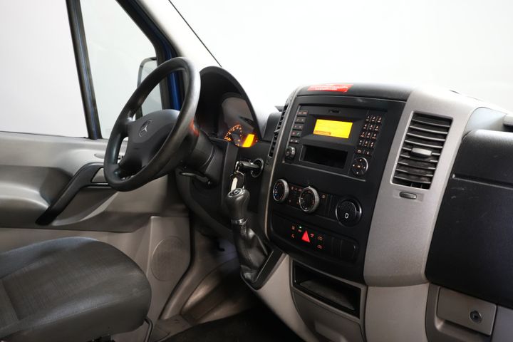 Mercedes-Benz Sprinter Пасажирський транспорт 213 2.2 CDI Авт. L2H2 €13 915,- Вкл. ПДВ (BPM FREE) ЕКСПОРТ Комбі/ 9 осіб/ Kombi/ 9P/ Airco/ PDC