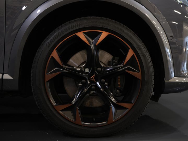 CUPRA Formentor SUV 1.4 e-Hybrid VZ 245 CV Copper LED Matrix/ Adapt.Cruise/ Elek. Klep/ Memory/ 19'' LMV/ Carplay