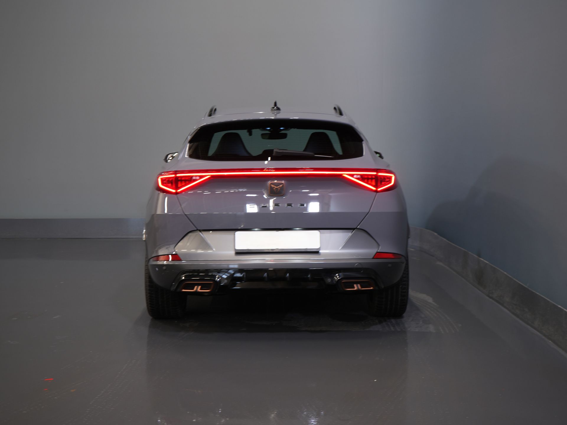 CUPRA Formentor SUV 1.4 e-Hybrid VZ 245 CV Copper LED Matrix/ Adapt.Cruise/ Elek. Klep/ Memory/ 19'' LMV/ Carplay