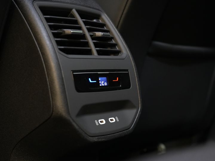 CUPRA Formentor SUV 1.4 e-Hybrid VZ 245 CV Copper LED Matrix/ Adapt.Cruise/ Elek. Klep/ Memory/ 19'' LMV/ Carplay