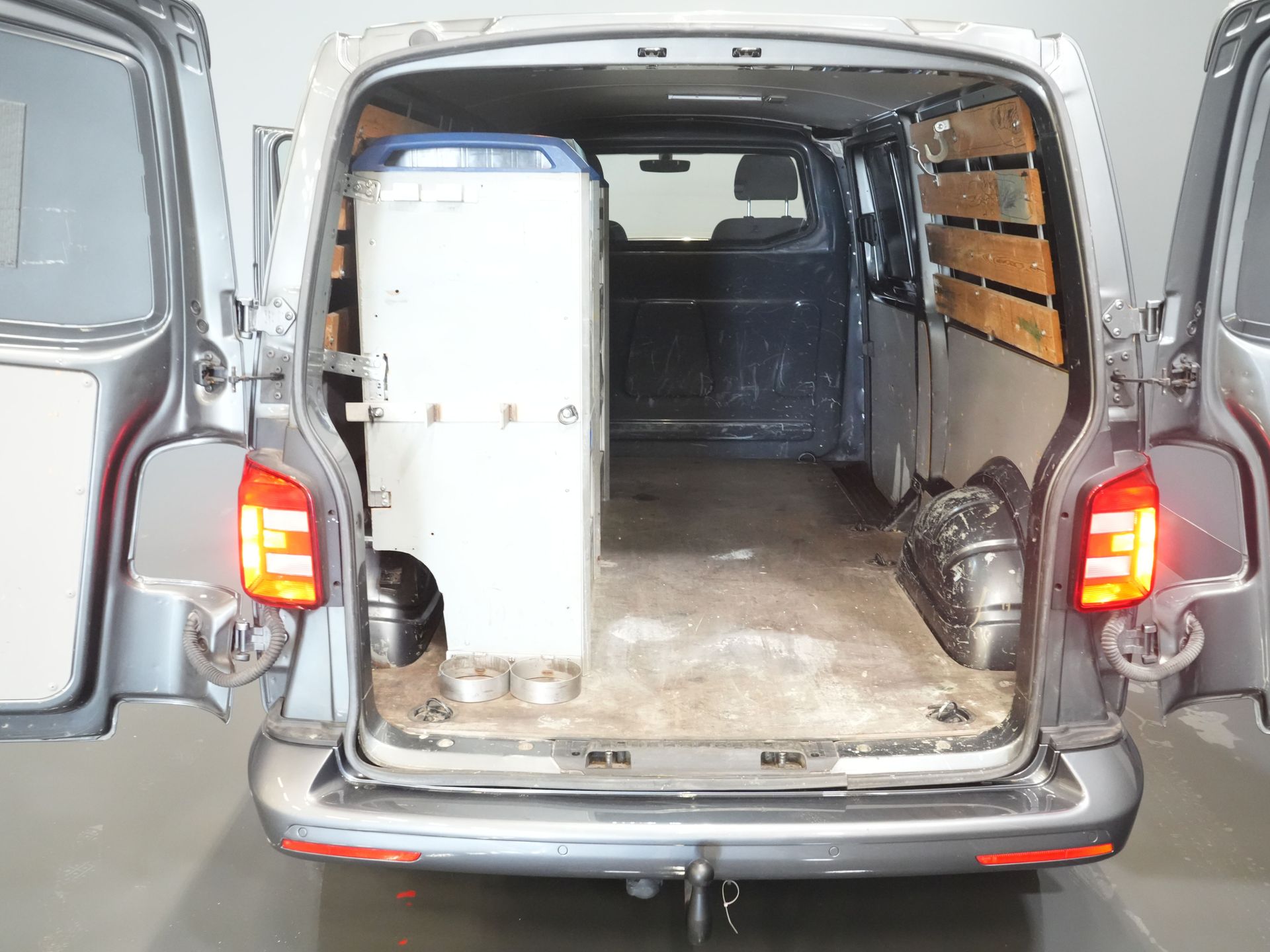 Volkswagen Transporter Furgone 2.0 TDI 150 cv DSG Aut. L2 BPM GRATIS! Carplay/ 2,5t Tow/ LMV/ Cruise/ Navi/ Barra di traino