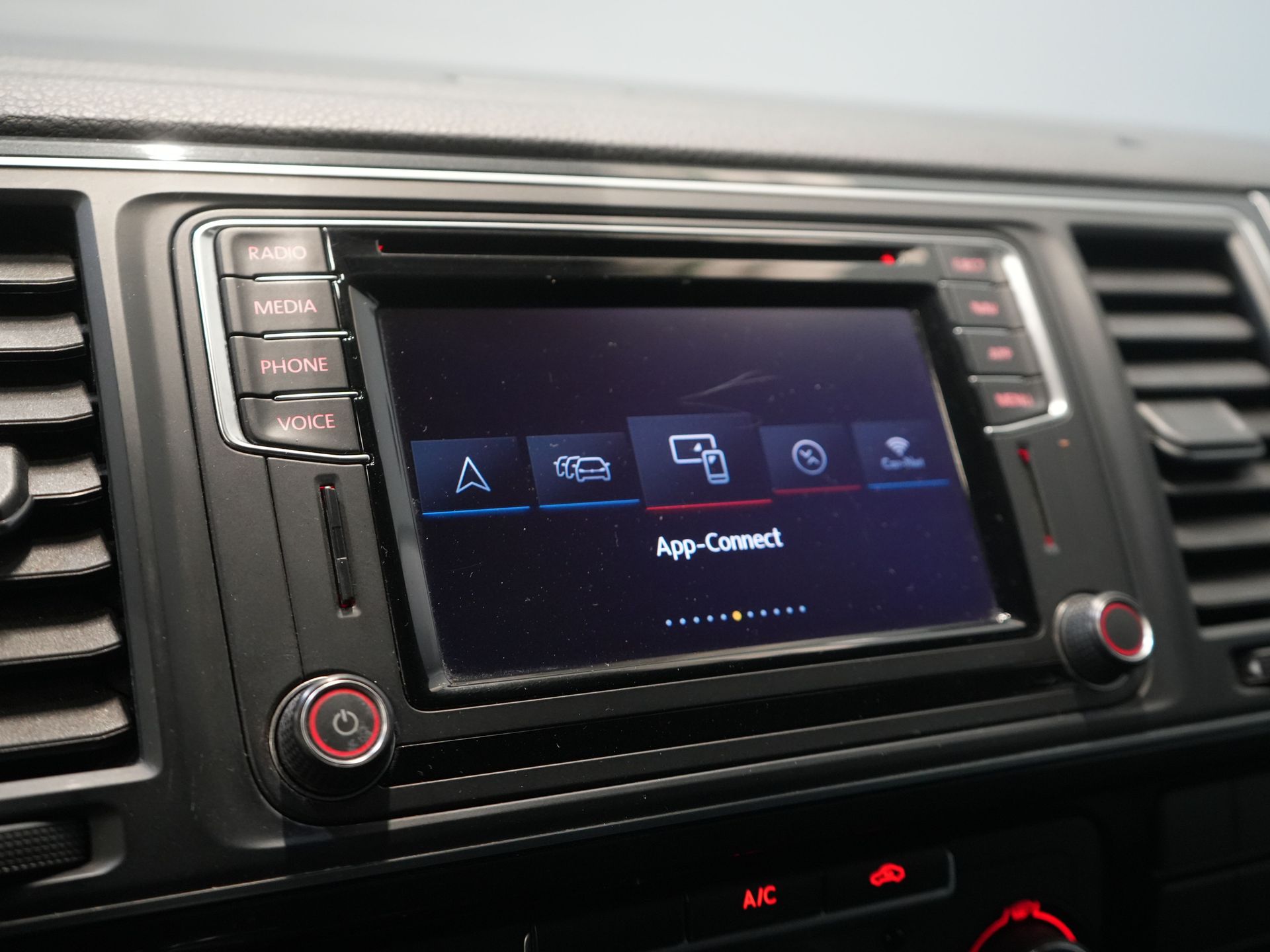 Volkswagen Transporter Furgone 2.0 TDI 150 cv DSG Aut. L2 BPM GRATIS! Carplay/ 2,5t Tow/ LMV/ Cruise/ Navi/ Barra di traino