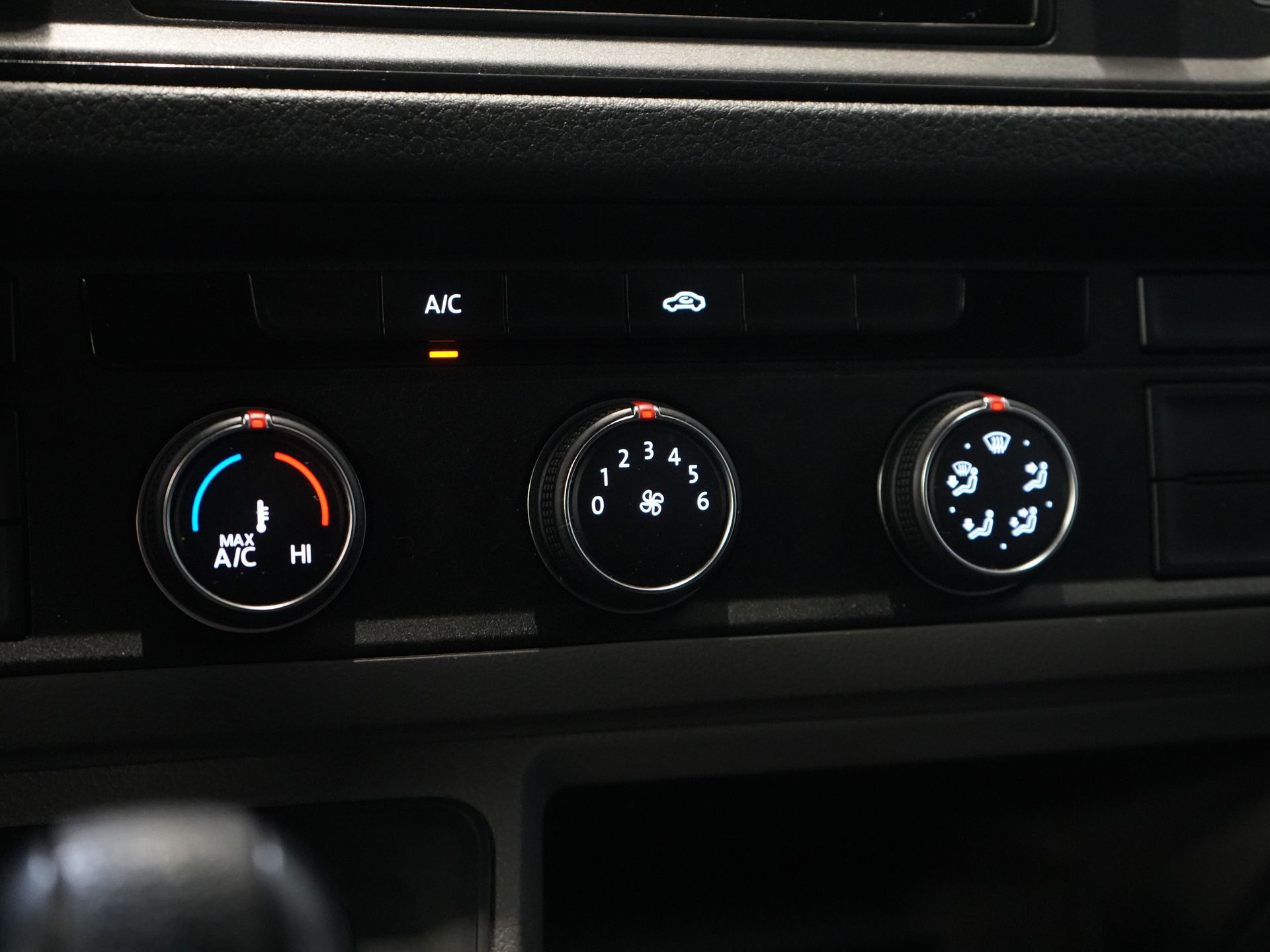Volkswagen Crafter Van 35 2.0 TDI 140 к.с. DSG Aut. L3H2 ТІЛЬКИ ДЛЯ ЕКСПОРТУ Навігація/ Carplay/ PDC/ Круїз/ Фаркоп/ Airco