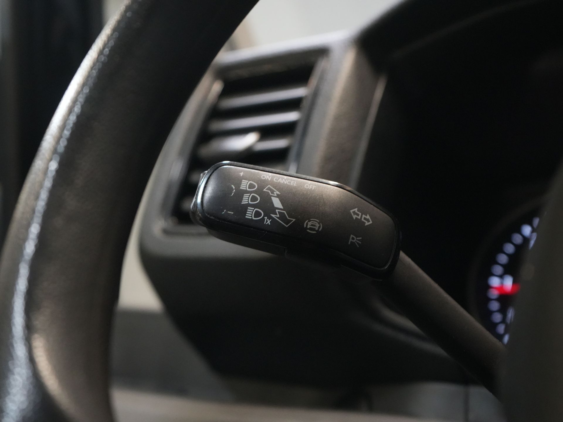 Volkswagen Crafter Van 35 2.0 TDI 140 к.с. DSG Aut. L3H2 ТІЛЬКИ ДЛЯ ЕКСПОРТУ Навігація/ Carplay/ PDC/ Круїз/ Фаркоп/ Airco