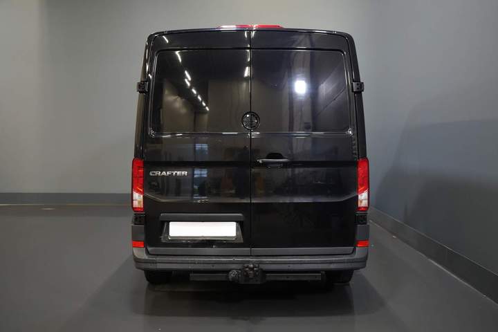 Volkswagen Crafter Van 35 2.0 TDI 140 CP DSG Aut. L3H2 EXPORT ONLY Navi/ Carplay/ PDC/ Cruise/ Towbar/ Airco