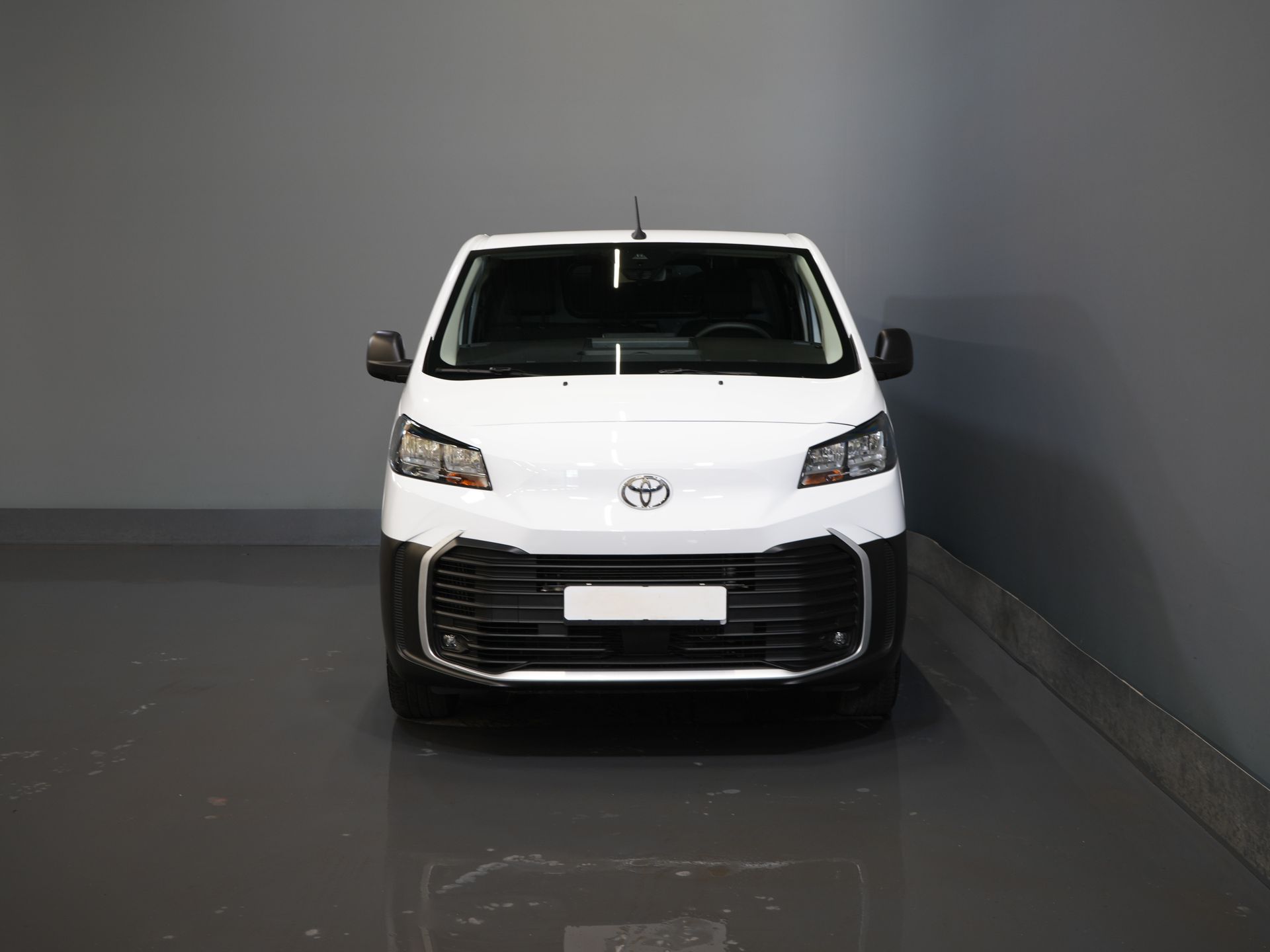 Toyota ProAce Worker Furgonetas 2.0 145 CV L3 2.5t Remolque M./ Cruise/ PDC/ DAB/ Airco