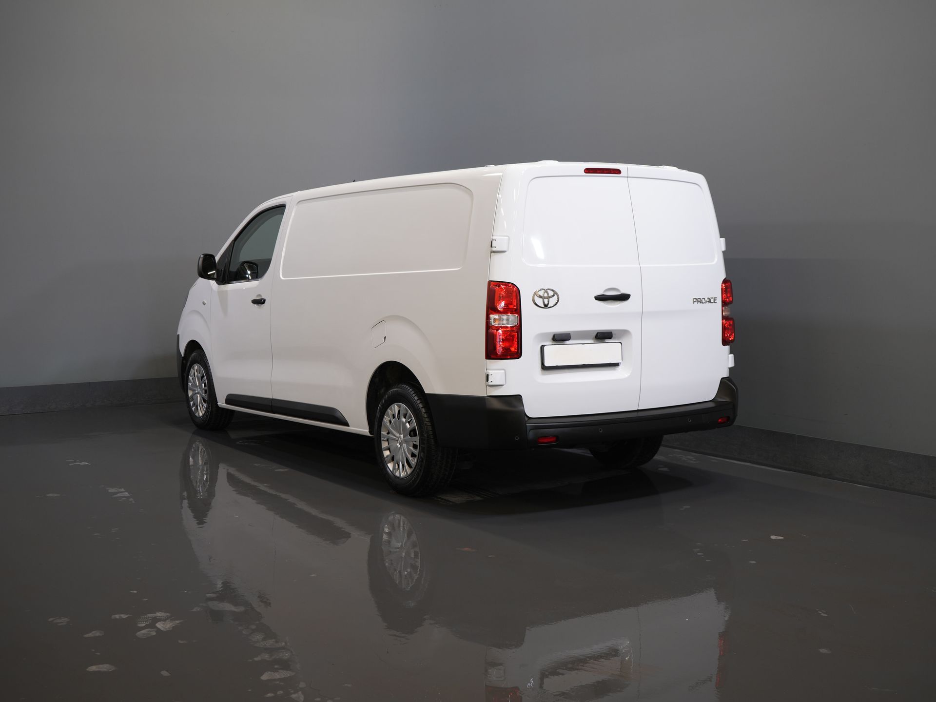 Toyota ProAce Worker Furgonetas 2.0 145 CV L3 2.5t Remolque M./ Cruise/ PDC/ DAB/ Airco