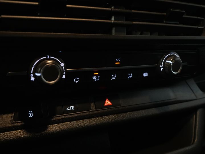 Toyota ProAce Worker Furgonetas 2.0 145 CV L3 2.5t Remolque M./ Cruise/ PDC/ DAB/ Airco