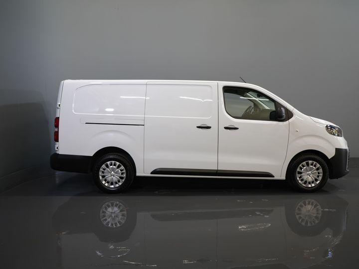 Toyota ProAce Worker Furgonetas 2.0 145 CV L3 2.5t Remolque M./ Cruise/ PDC/ DAB/ Airco