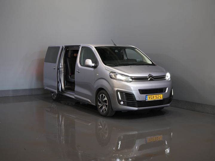 Citroën Jumpy Van 2.0 HDI 180 cv Aut DC Doppia Cabina Xenon/ Adapt.Cruise/ Riscaldatore a cavalletto/ 2x Porta scorrevole/ Carplay/ Keyless/ Clima/ Telecamera/ Navi/ 1