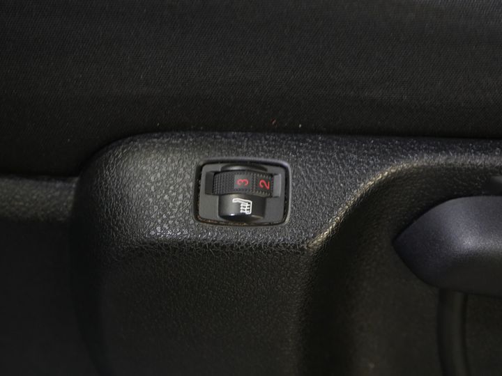 Citroën Jumpy Van 2.0 HDI 180 cv Aut DC Doppia Cabina Xenon/ Adapt.Cruise/ Riscaldatore a cavalletto/ 2x Porta scorrevole/ Carplay/ Keyless/ Clima/ Telecamera/ Navi/ 1