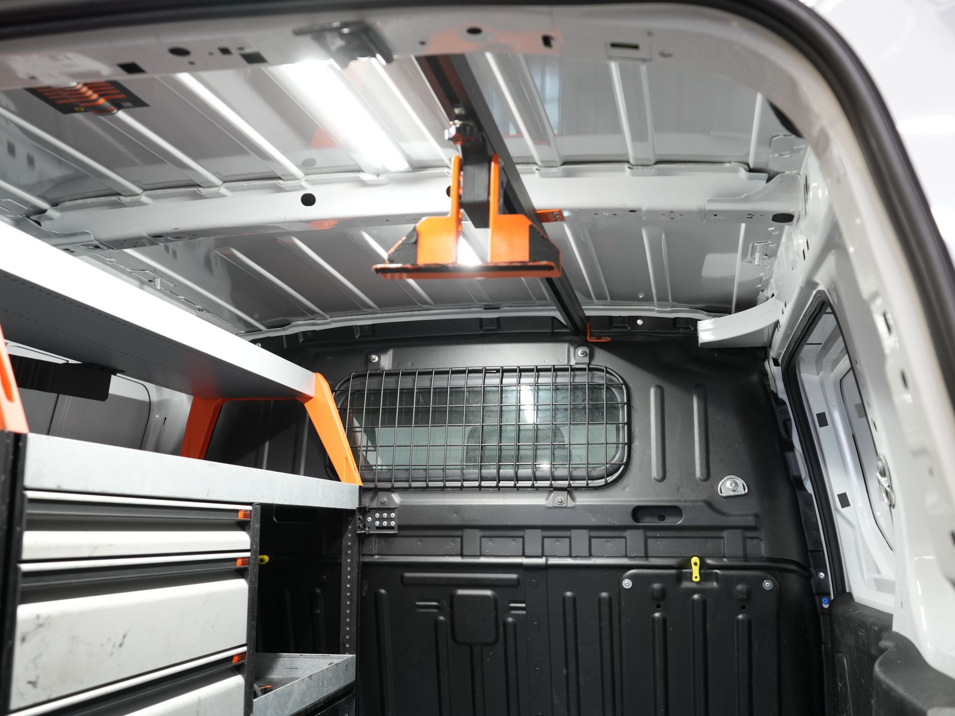 Toyota PROACE CITY Bestelbus 1.5 130 pk Aut. Carplay/ 3Pers./ Stoelverw./ Inrichting/ Camera/ Cruise/ Airco/ PDC/ Trekhaak