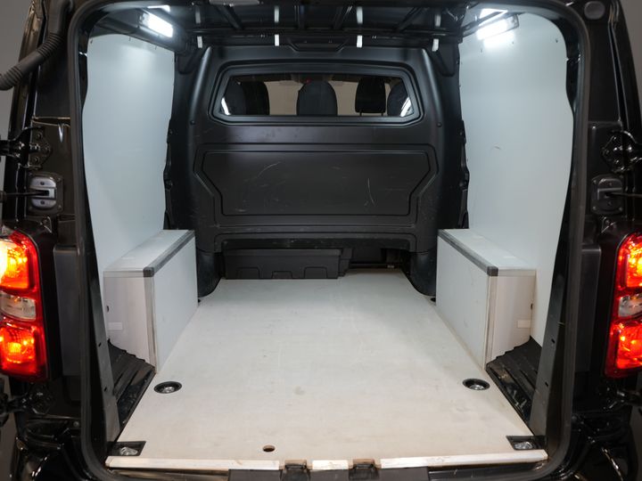 Opel Vivaro Van 2.0 CDTI 180 hp Aut DC Double Cab BPM FREE! 2xSliding door/ Adapt. Cruise/ Steering wheel/ Carplay/ LMV/ PDC/ Camera/ Detached towbar
