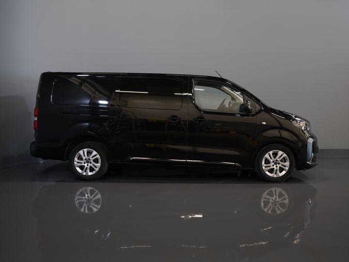 Opel Vivaro Van 2.0 CDTI 180 hp Aut DC Double Cab BPM FREE! 2xSliding door/ Adapt. Cruise/ Steering wheel/ Carplay/ LMV/ PDC/ Camera/ Detached towbar
