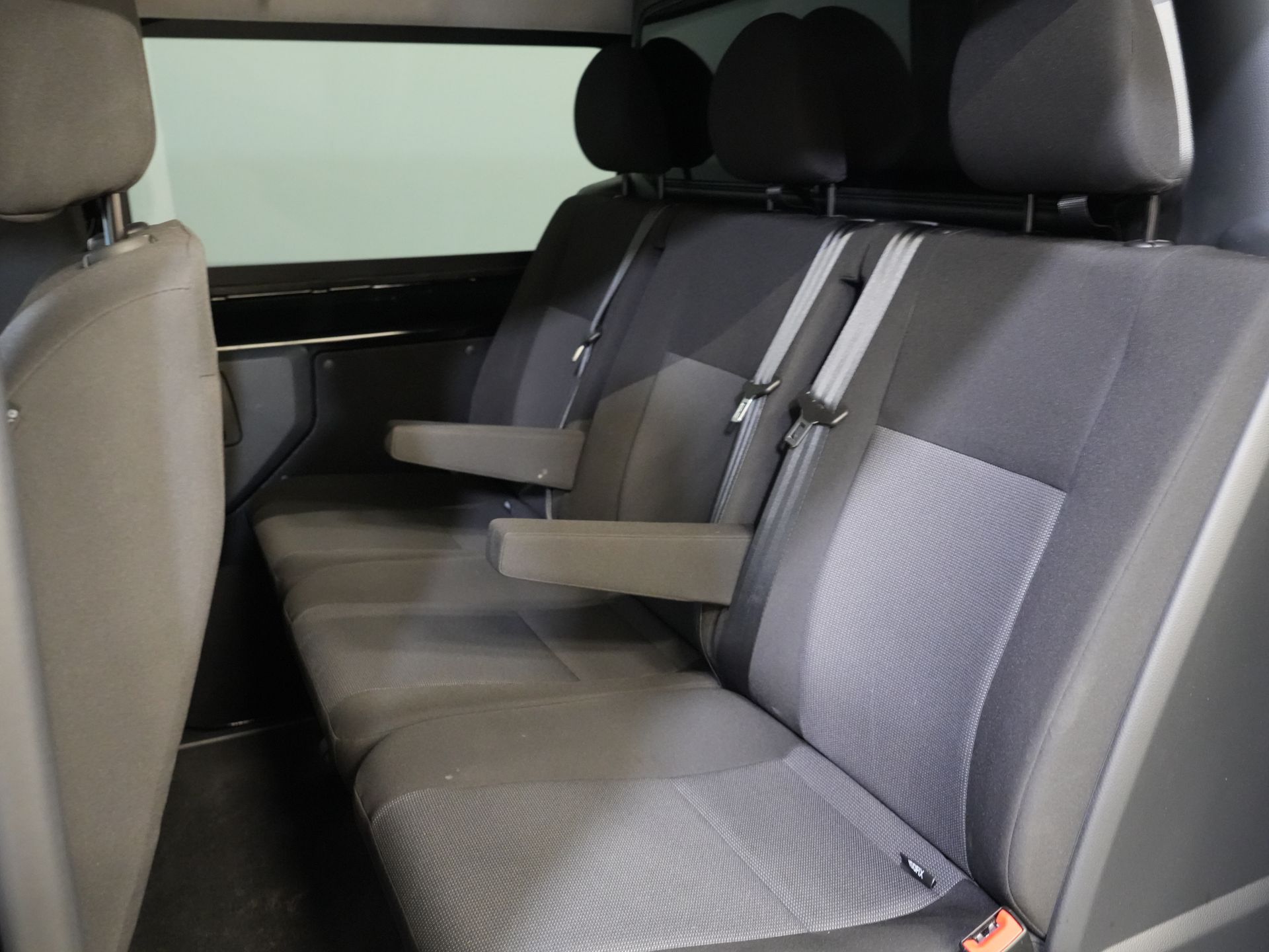 Opel Vivaro Van 2.0 CDTI 180 hp Aut DC Double Cab BPM FREE! 2xSliding door/ Adapt. Cruise/ Steering wheel/ Carplay/ LMV/ PDC/ Camera/ Detached towbar