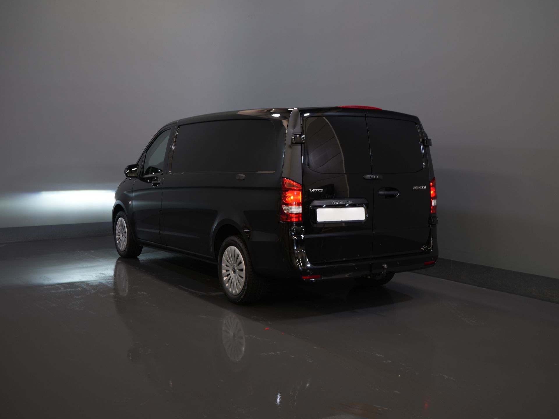 Mercedes-Benz Vito Van 116 CDI Aut. L2 BPM FREE! LED/ Carplay/ 270Gr. Doors/ Seat heating/ Navigation/ Camera/ Cruise control/ PDC/ Tow bar