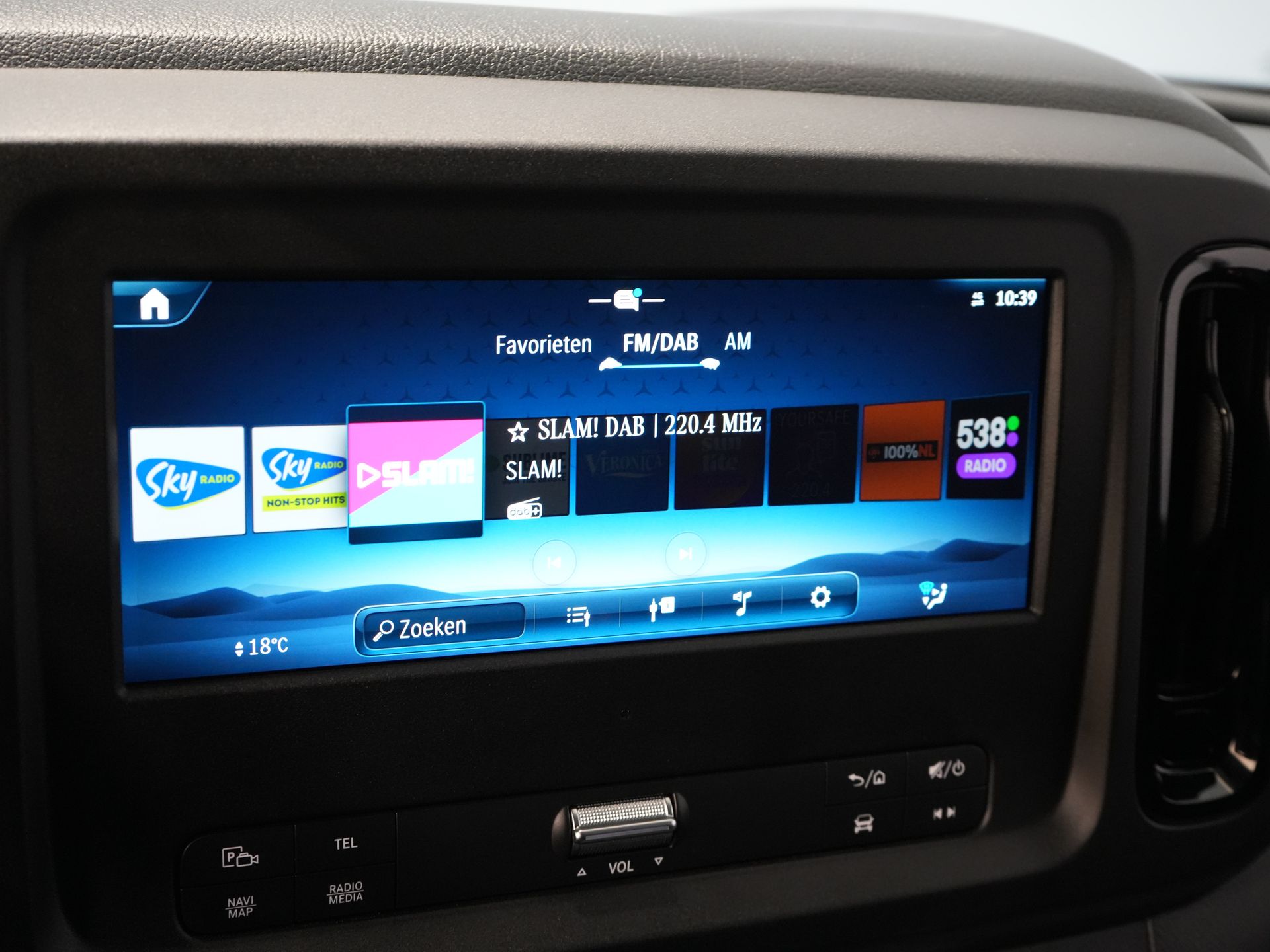 Mercedes-Benz Vito Van 116 CDI Aut. L2 BPM FREE! LED/ Carplay/ 270Gr. Doors/ Seat heating/ Navigation/ Camera/ Cruise control/ PDC/ Tow bar